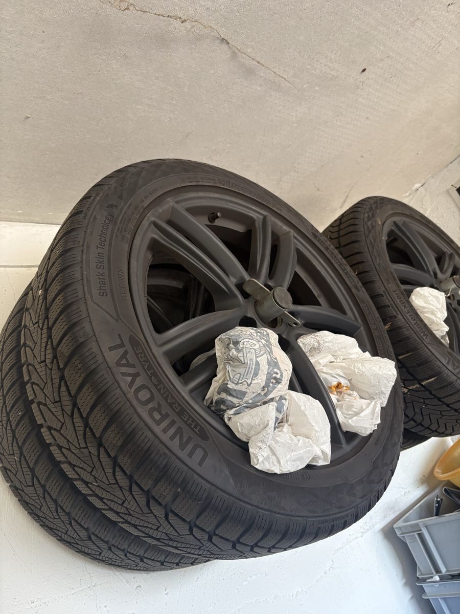 Pneumatici & Ruote complete: 1 Satz Cupra Ateca Winterräder – Usato da Wohlen b. Bern venduto da TheGift 2