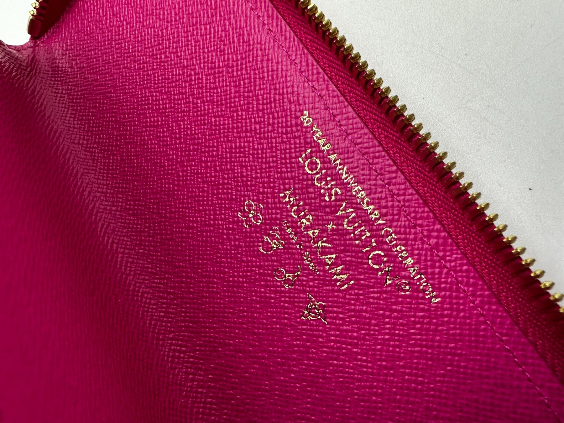 Louis Vuitton Portamonete: Louis Vuitton x TM case – Nuovo e nell'imballaggio originale da Lugano venduto da juledo 4