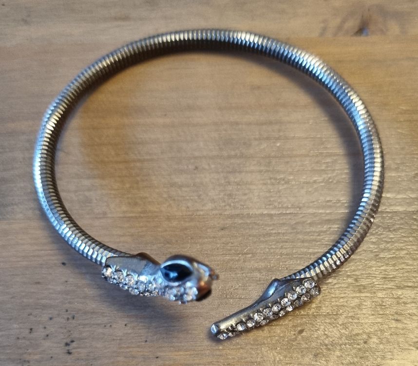 Bracelet Serpent ouvrant Vers 1900 en or jaune 18 Cts avec rubis