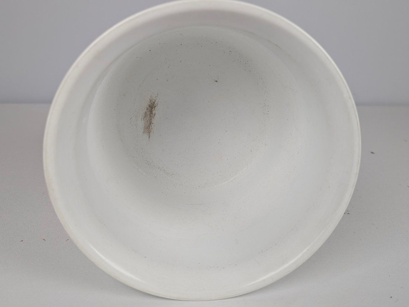 Vasen & Gefässe: Weisse Keramik Vase – Gebraucht aus Wettingen von Wendemarket 1