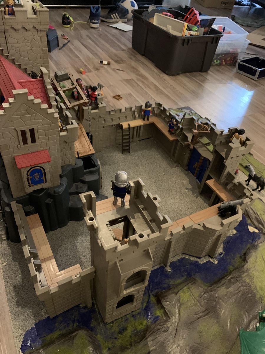 Playmobil Jouets: Playmobile Ritterburg – D'occasion à Wattenwil par Bounce74 2