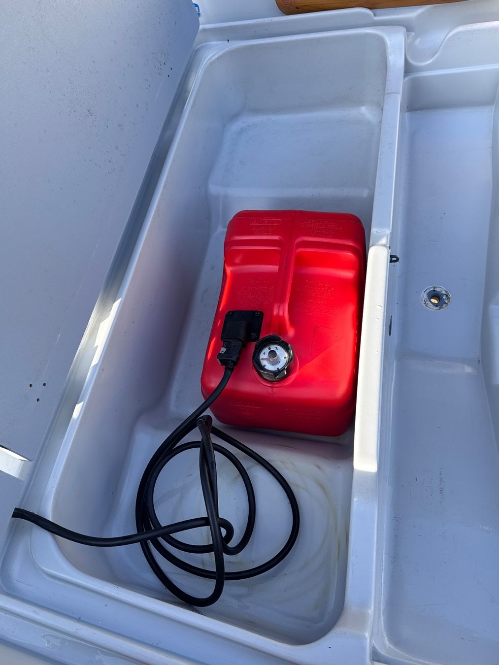 Terhi Barche: Terhi 440 mit Bootsplatz – Usato da Biel/Bienne venduto da BootszentrumBiel 4