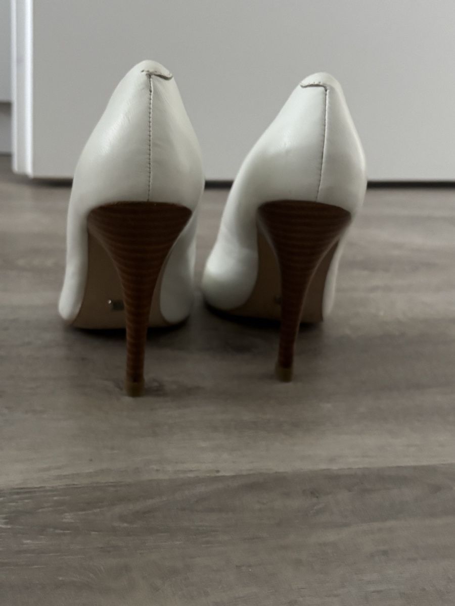 Scarpe da donna: Hochzeitsschuhe – Usato da Oberhasli venduto da sab_f76q 2