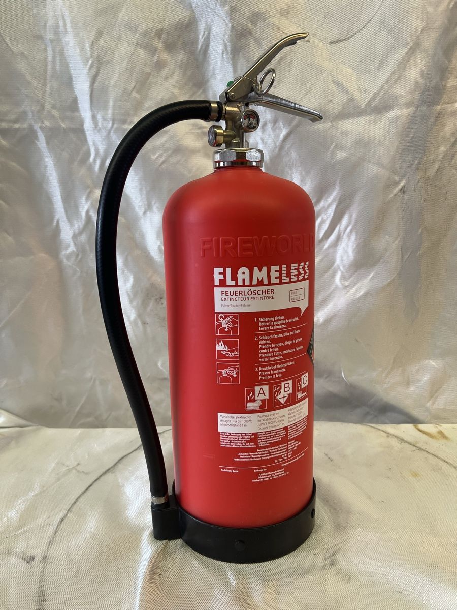 Feuerlöscher: Feuerlöscher  – Neu (gemäss Beschreibung) aus Erlinsbach SO von hei_8rqg