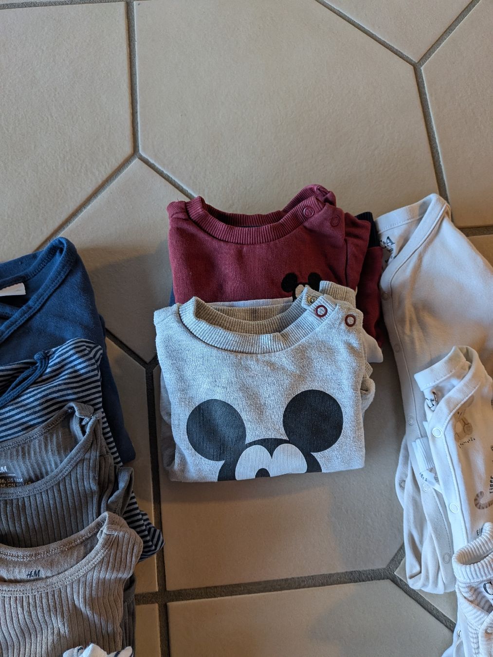 Ensembles coordonnés: Baby-Kleiderpaket Junge, Grösse 74/80 – D'occasion à Riken AG par Roso87 1