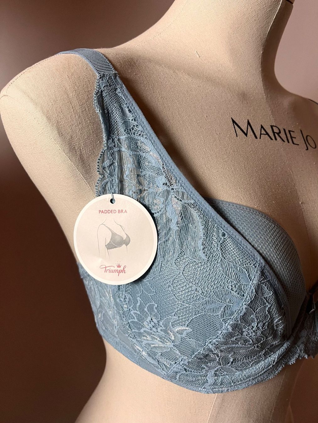 Triumph Altra biancheria intima: TRIUMPH, Bügel-BH AMOURETTE CHARM, Grösse 70E, Hellblau – Nuovo e nell'imballaggio originale da Rudolfstetten venduto da gst_g7xl 2