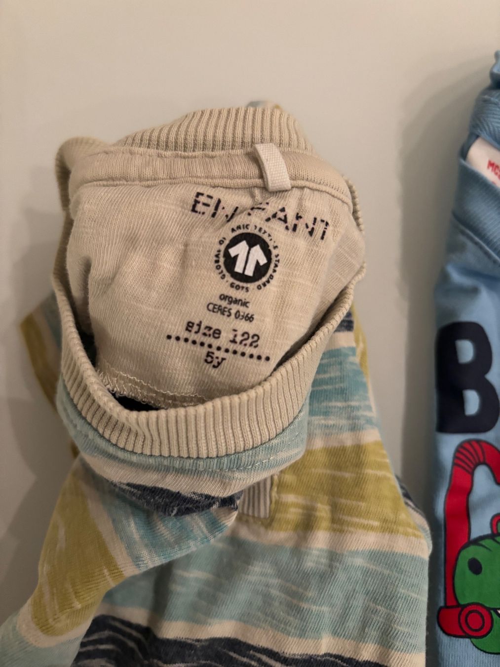 Hemden, T-Shirts & Polos: T-Shirt Trio Junge Grösse 122 – Gebraucht aus Zollikon von d_grabher 1