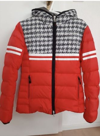 Rote Winterjacke mit Daunen von Bogner, Grösse S Top!