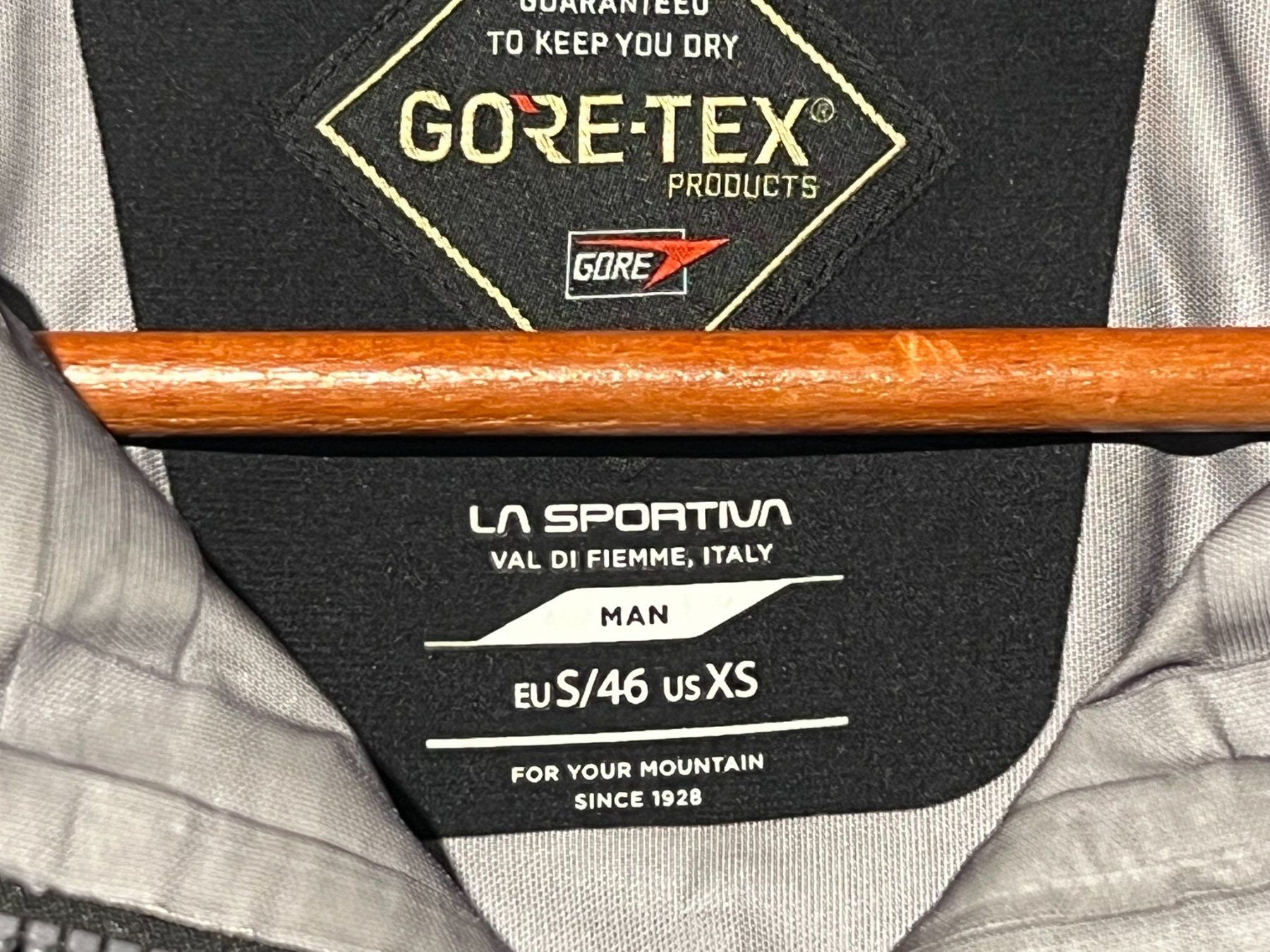 Giacche: La Sportiva Cornier Gore Tex Mountaineering Shell-Jacket – Nuovo (secondo la descrizione) da Bättwil venduto da Partner3 2