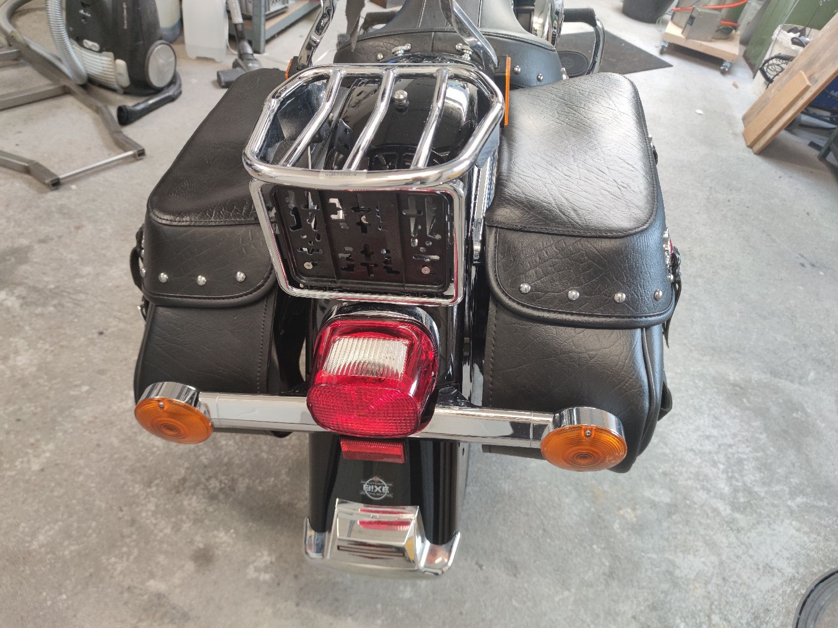 Harley-Davidson Topcase: Satteltaschen Harley Softail – Usato da Benken SG venduto da JoBla_ 5