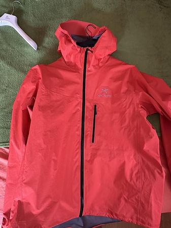 Arcteryx Alpha Lightweight Jacke Herren wie neu 