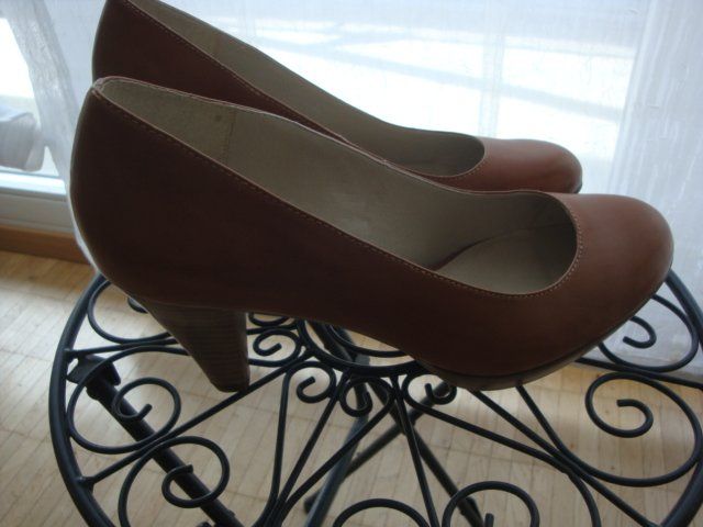 Damenschuhe: hellbrauner Pumps – Gebraucht aus Thun von Ereli47 2