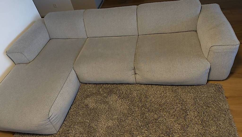 Divani: Ecksofa grau Stoff guter Zustand  – Usato da Rain venduto da ValeHae 1