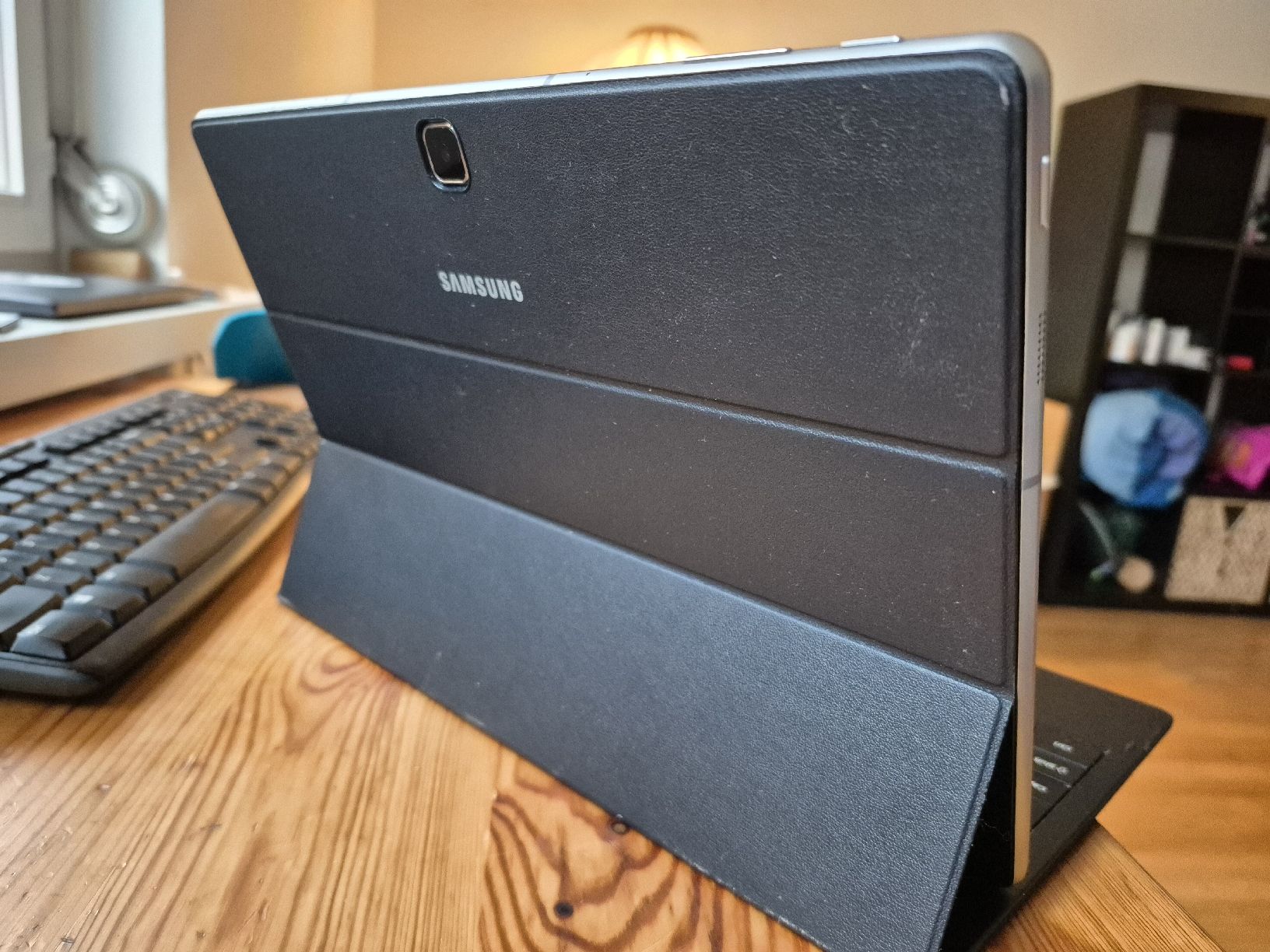 Samsung Tablet PC: Galaxy Tab Pro S – Usato da Zürich venduto da oscarc1 4