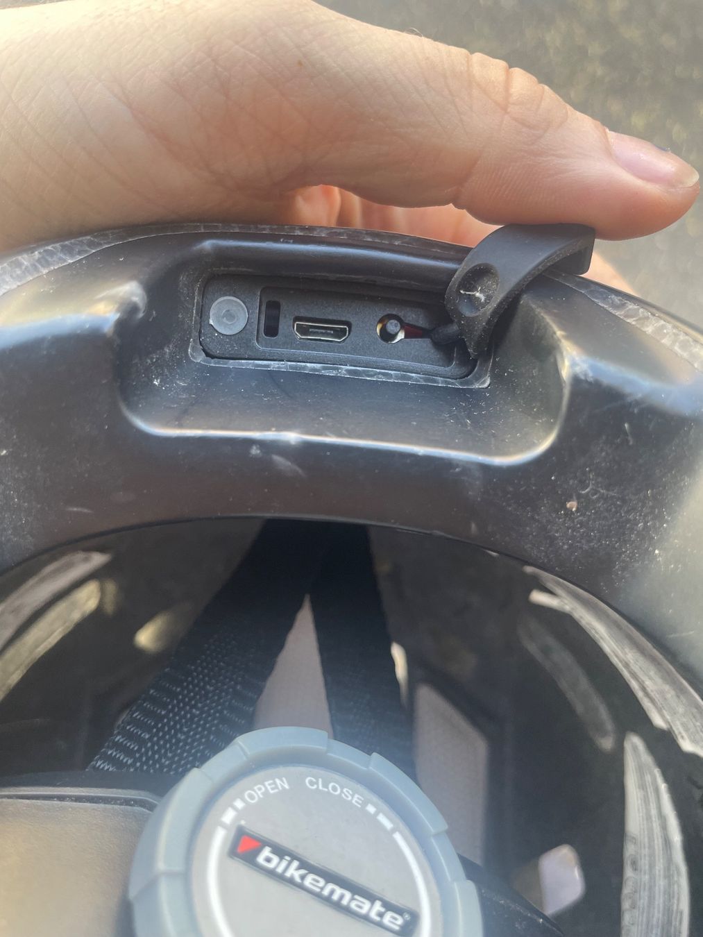 Helme: Fahrradhelm mit integriertem Licht – Gebraucht aus Zürich von dakel19 2