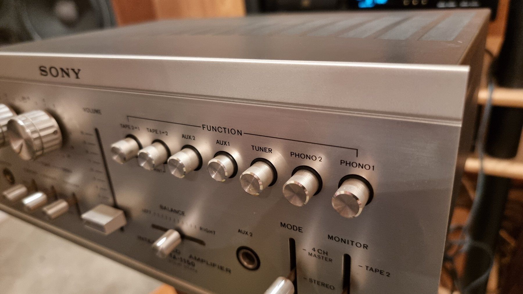 Sony Amplificatori: Sony Verstärker TA-1150 – Usato da Schöfflisdorf venduto da Silvervintage.CH 3