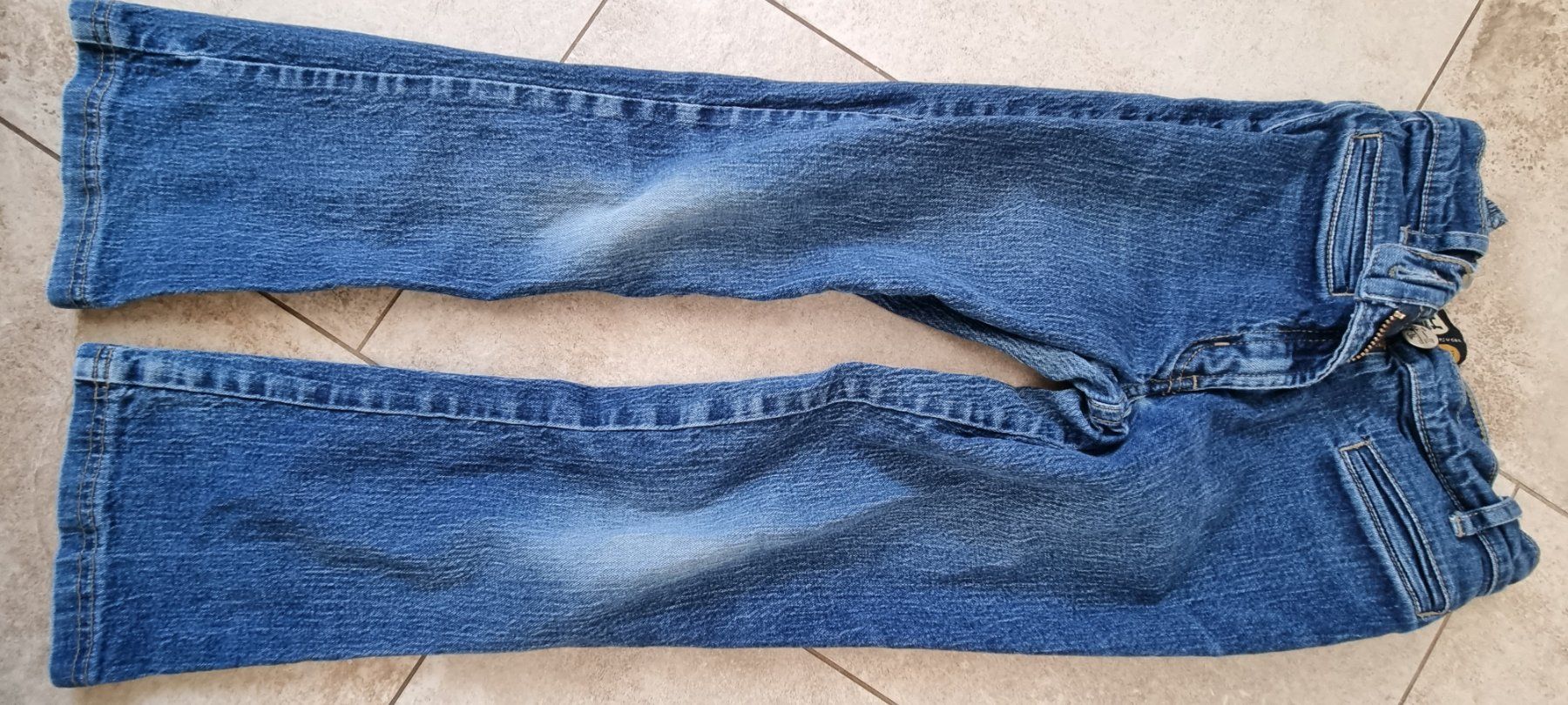 Lotti & Set di vestiti: Kleiderpaket gr.140 – Usato da Grossdietwil venduto da GNOM313 6