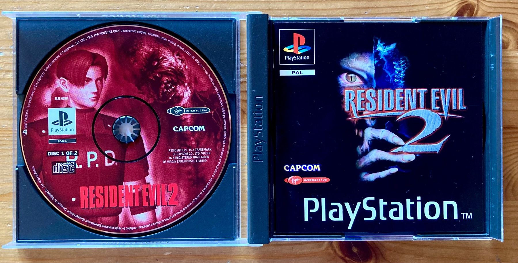 Sony Jeux: Resident Evil 2 - PS1 – D'occasion à Zürich par Djmotionch 1