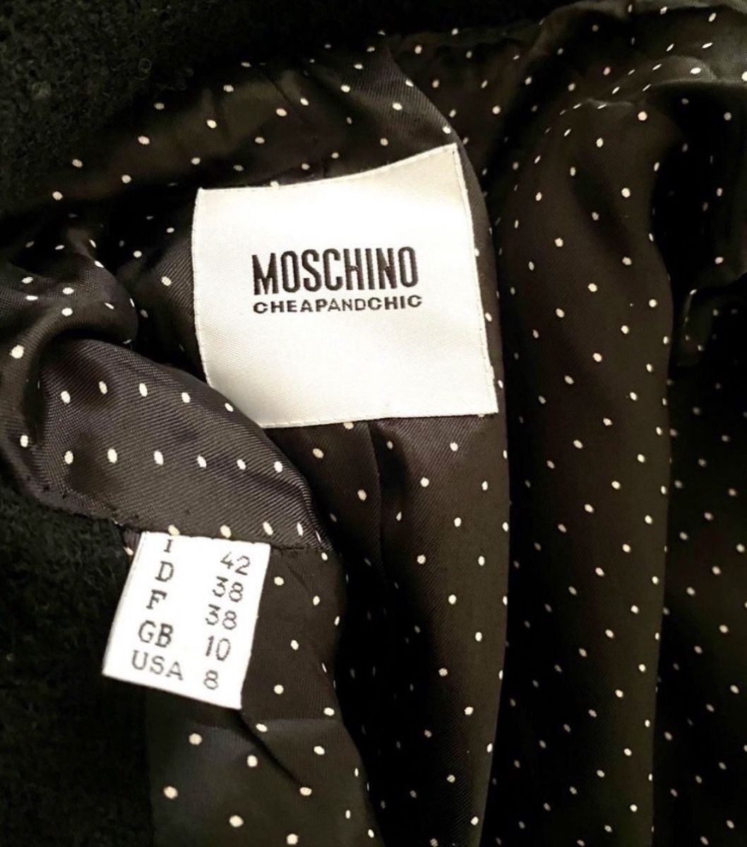 Moschino Cappotti: Moschino Wollmantel – Usato da Zürich venduto da laribuechel 3
