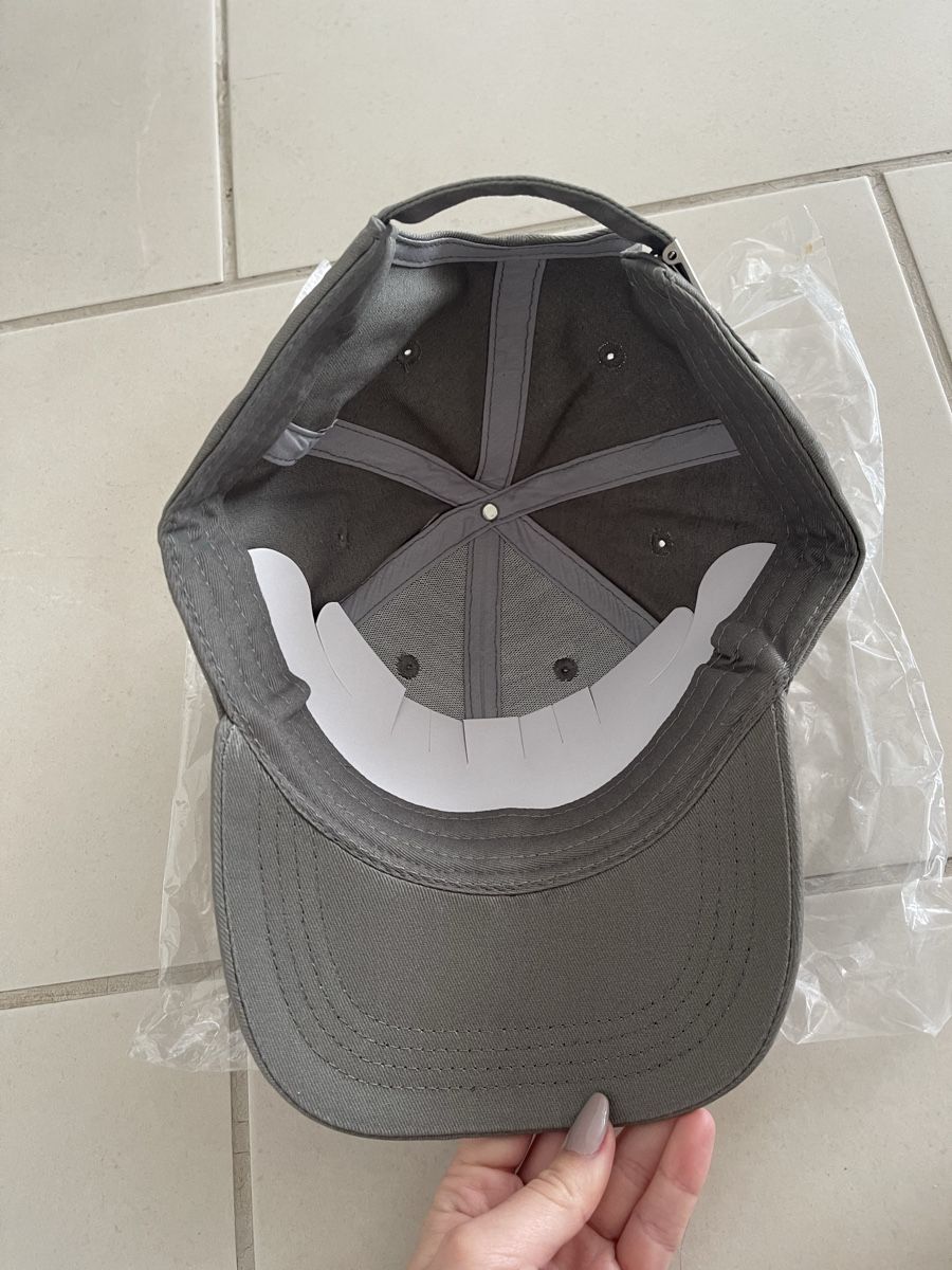 Chapeaux, bonnets & casquettes: Blvck Cap in Grau – Neuf avec emballage d'origine à Bassersdorf par Sandy456 1