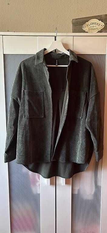 Blusen: Bluse – Gebraucht aus Zürich von fcold