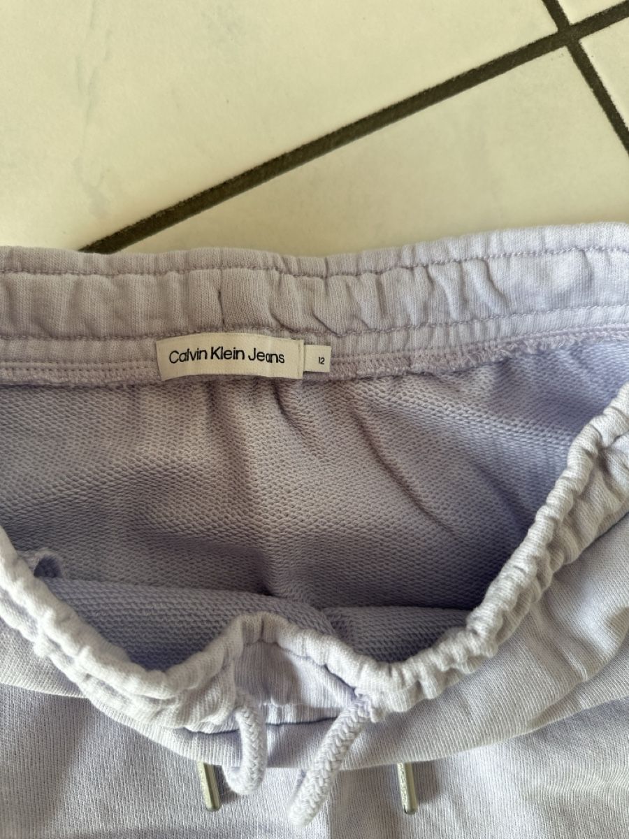 Calvin Klein Vestiti & Gonne: Calvin Klein Rock violett Gr. 152 – Usato da Wileroltigen venduto da torro11 1