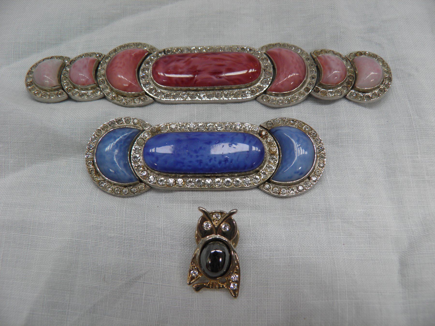 Sonstiger Schmuck: 1 Schmuck-Pin Eule, 2 Strass-Elemente zum Aufnähen – Gebraucht aus Rüti ZH von corvus-corvus