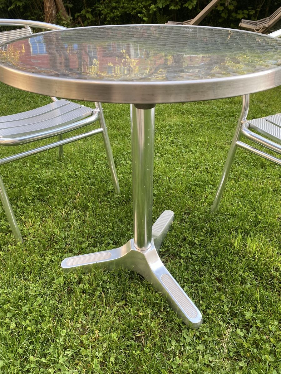 Set di tavolo e panche: Bistrotisch und Stühle – Usato da Bern venduto da Mik74 1