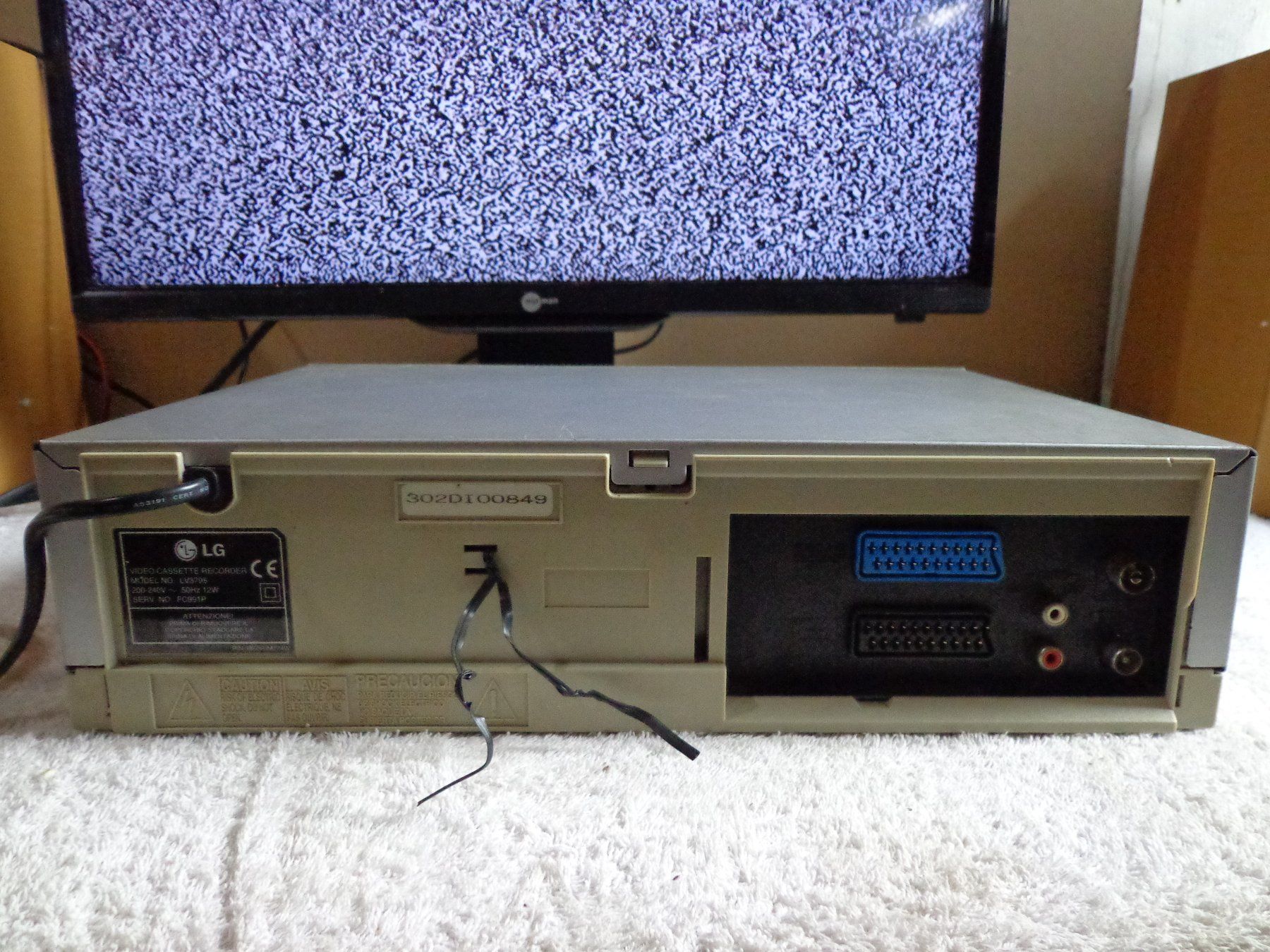 LG Aufnahmegeräte: LG LV3795 VHS Videorekorder – Gebraucht aus Ligornetto von Faffarel 4