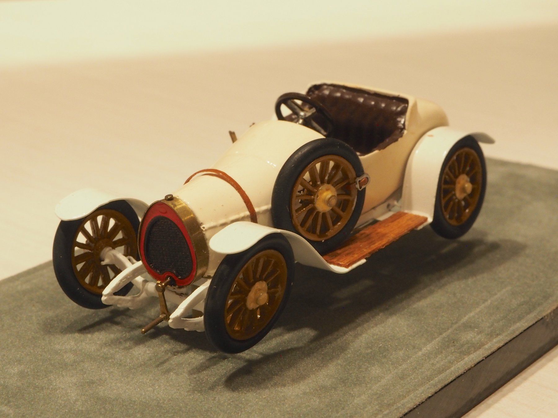 Bugatti Modellautos: Bugatti Type 13 Sport - Heco Modeles – Neu und originalverpackt aus Winterthur von 602ccm 1