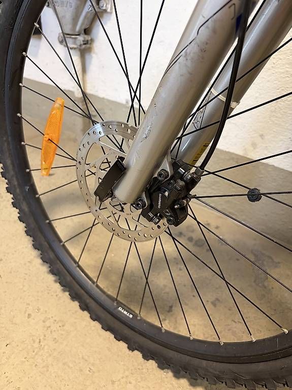 Vélos: Giant Fahrad – D'occasion à Wallisellen par australia018 1