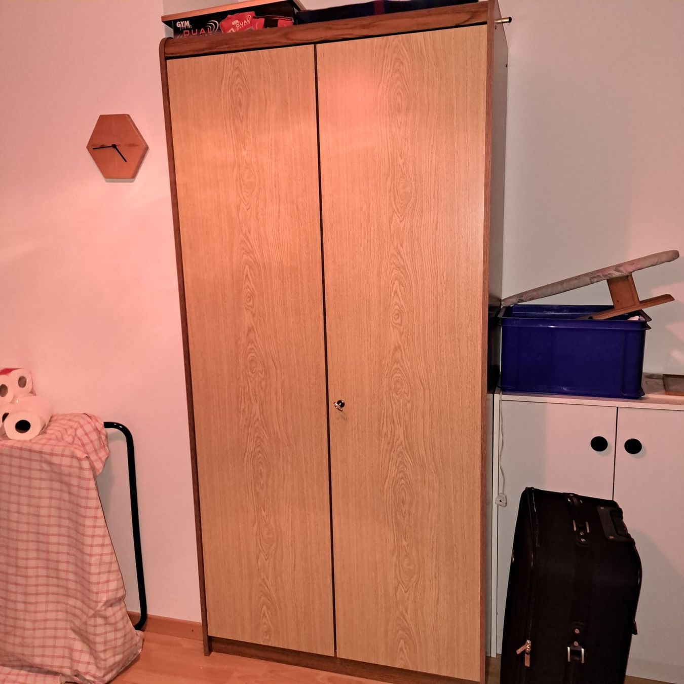 Armadi: studio, jugendzimmer – Usato da inkwil venduto da habegg 1