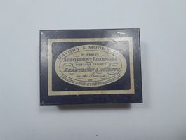 Vintage Blechdose Savory & Moore Ltd.