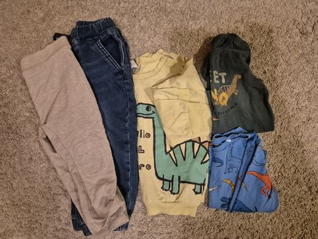 Kinder Kleiderpaket Gr. 92 Dinosaurier / Frühling / Herbst