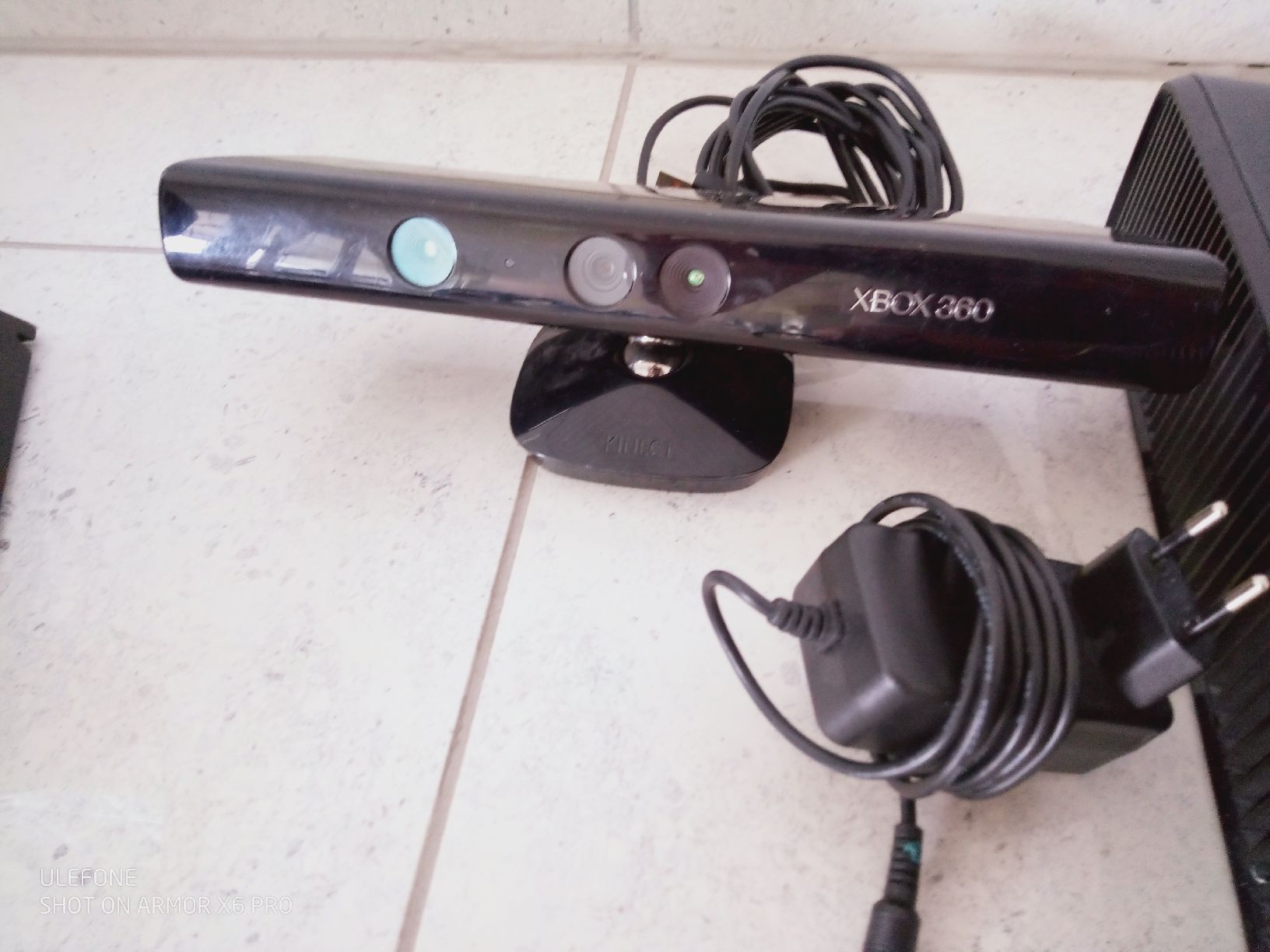 Console: Xbox 360 Konsole mit Kinect, Spielen und Lenkrad – Usato da Volketswil venduto da Car1 5