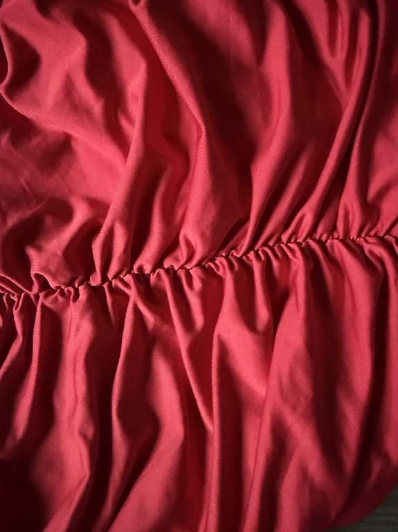 Completi & Tailleur: Ensemble rouge  – Usato da Plan-les-ouates venduto da Jordane.S 4