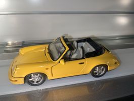 Porsche 911 Carrera Cabrio Modellauto 1:18 Anson gelb
