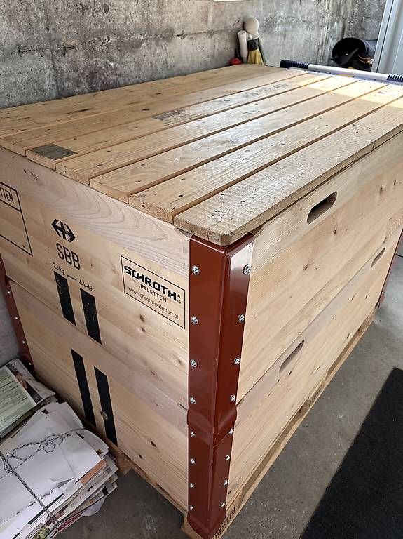 Pallets: Palette mit Rahmen und Deckel – Usato da Kriessern venduto da Hurog