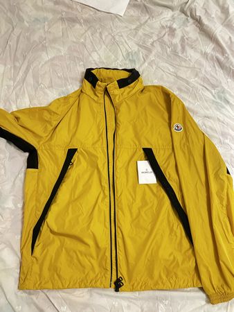Moncler Regen Jacke Neu Gr.L
