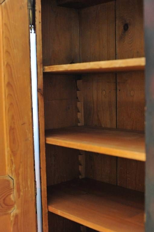 Armadi: Sehr gepflegter antiker Bauernschrank – Usato da Zürich venduto da jul_ts6t 4