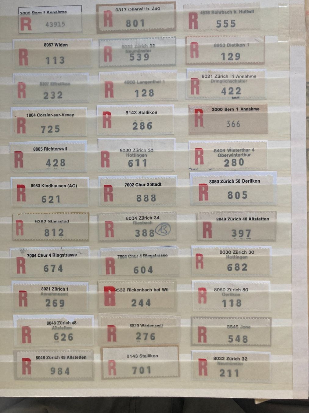 Tous les timbres: Schweiz kleine Sammlung R-Zettel 2 – D'occasion à Winterthur par schnueps