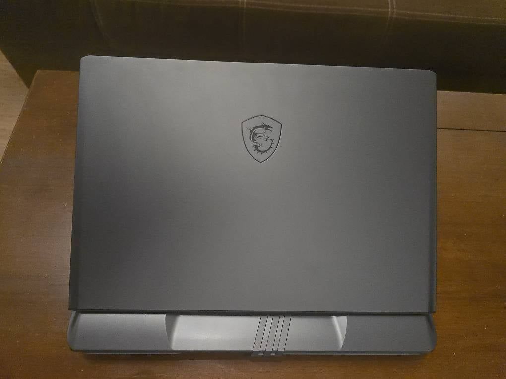 MSI Notebook: MSI Vector 16 HX AI A2XWHG – Usato da Wohlen AG venduto da jag_9cwj 2