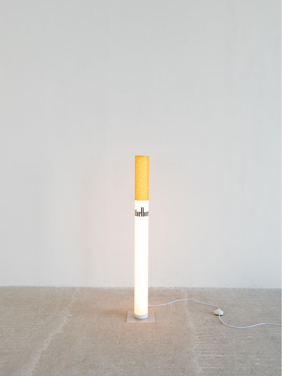 Lampes: Marlboro Lampe / Stehleuchte / Zigarette – Neuf (Voir description) à Basel par hei_5yz7