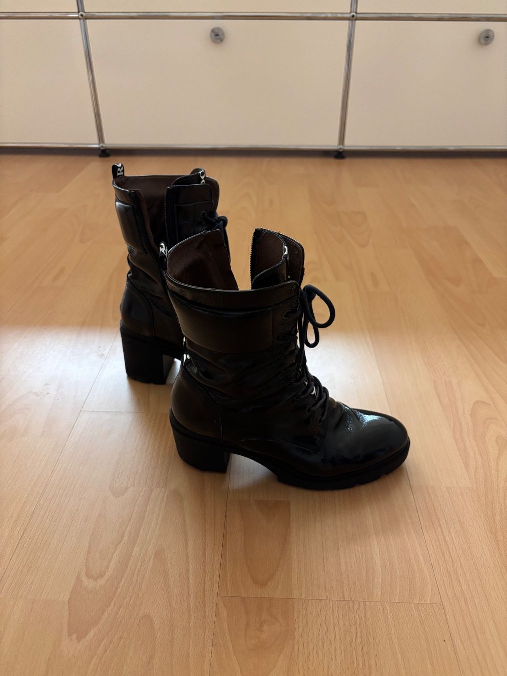 Scarpe da donna: NEROGIARDINI Stiefel, Gr. 39, Schwarz, Gebraucht – Usato da Weissbad venduto da FlickflauderY 2