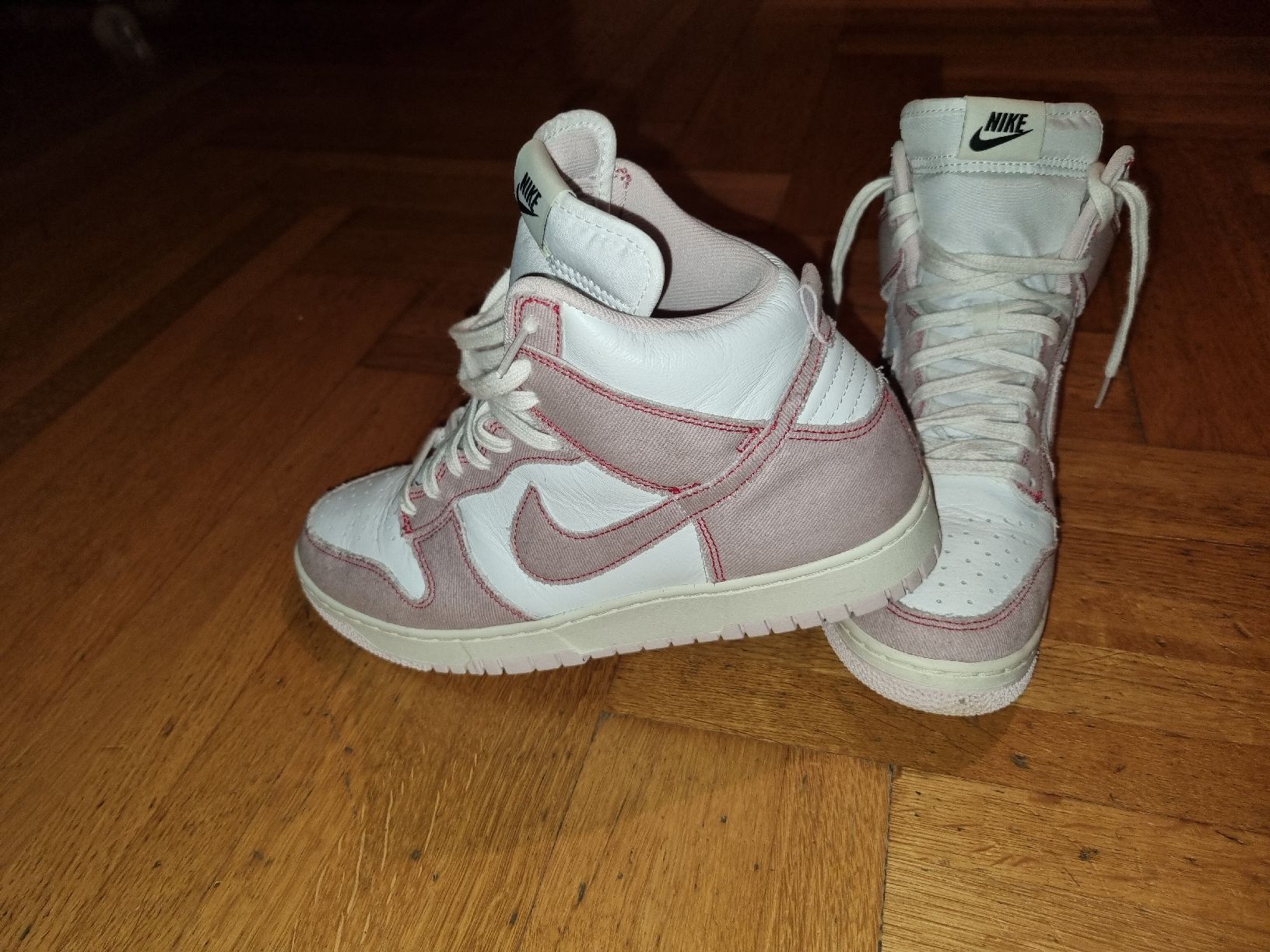 Nike Scarpe da uomo: Nike Dunk High weiss/pink Grösse 43 – Nuovo (secondo la descrizione) da Wettingen venduto da Ishi8 1