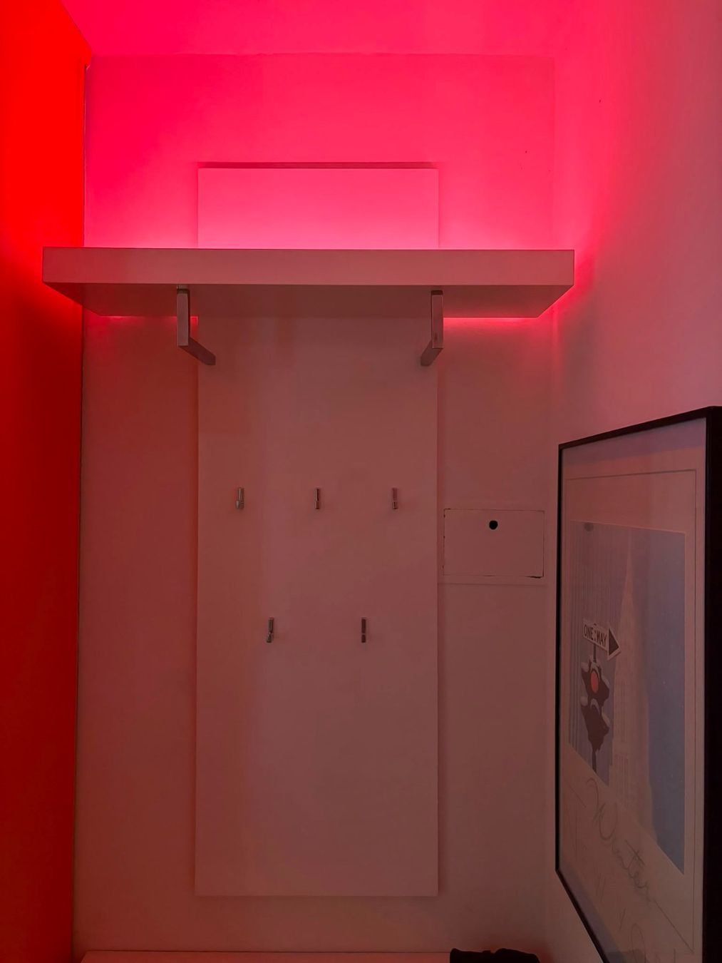 Garderobe: Beleuchtete Garderobe – Gebraucht aus Luzern von Johannas-flohmarkt 7