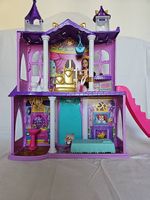 Königliches Schloss Enchantimals mit Puppe und Zubehör 66 cm