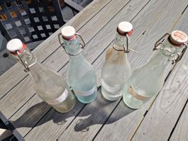 4er Set Flaschen mit Bügelverschluss 1 Liter Glas geätzt alt