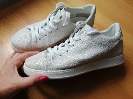 Schuhe Sneakers der Marke STAU weiss glitzer gr 36