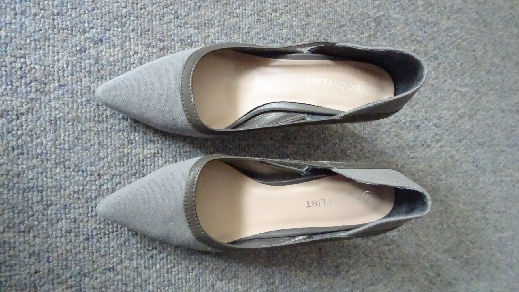 Scarpe da donna: NEU PUMPS  GROSSE 40-  Letzte verkaufe – Nuovo (secondo la descrizione) da Burgdorf venduto da may52